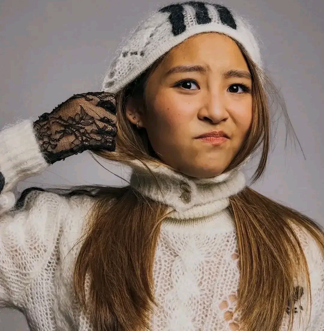 陈可辛与吴君如16岁女儿陈是知,也要进娱乐圈了