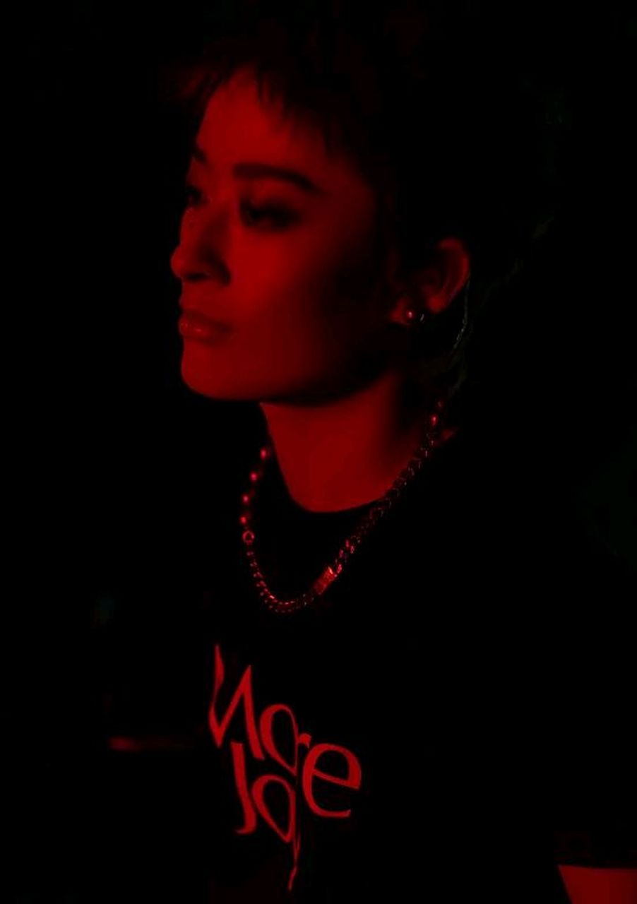 这不,12月31日,曾轶可开了一场演唱会,但是现场被观众齐喊:"退票