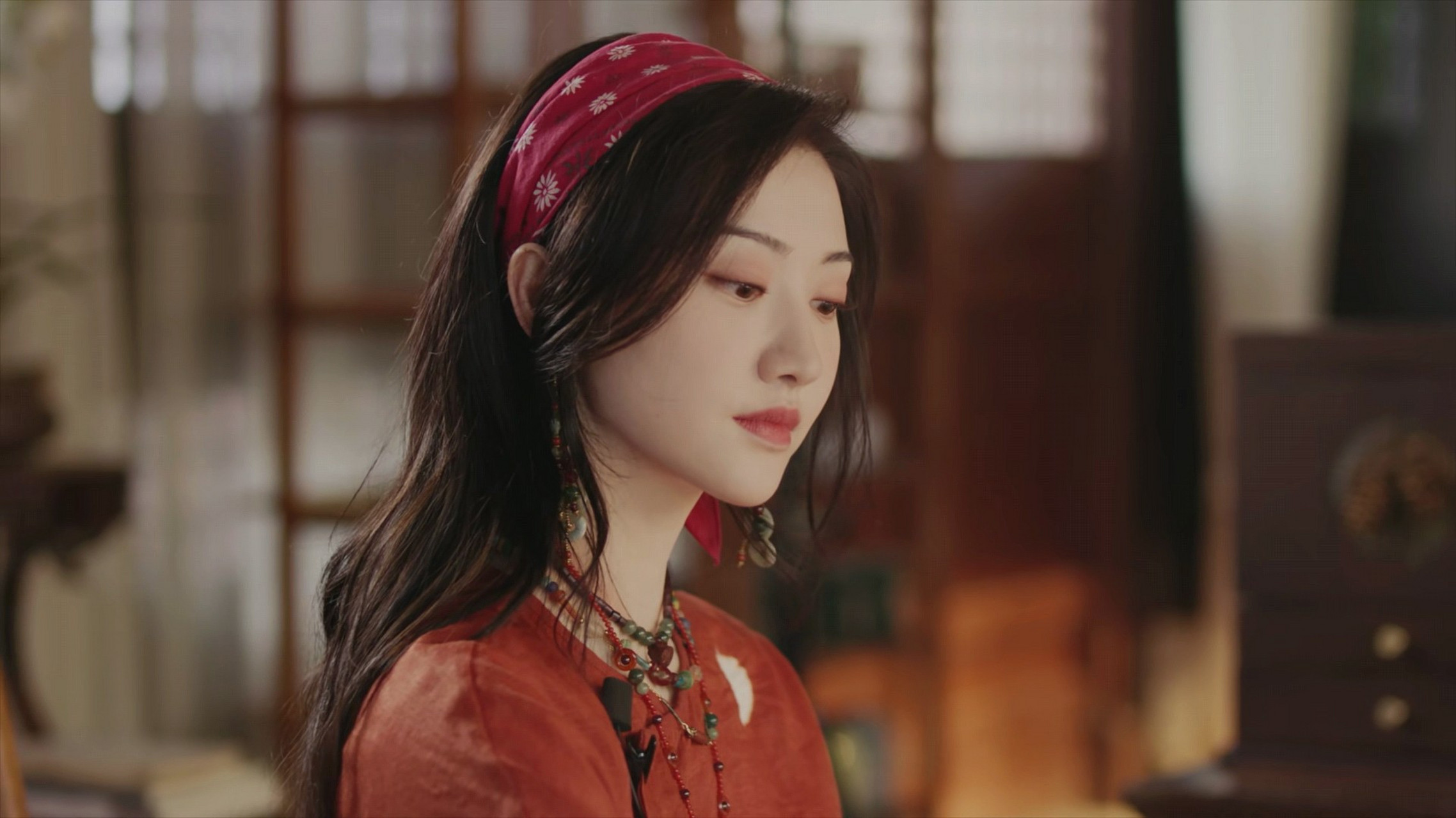 《正好遇见你》:景甜在剧中客串的一个角色.