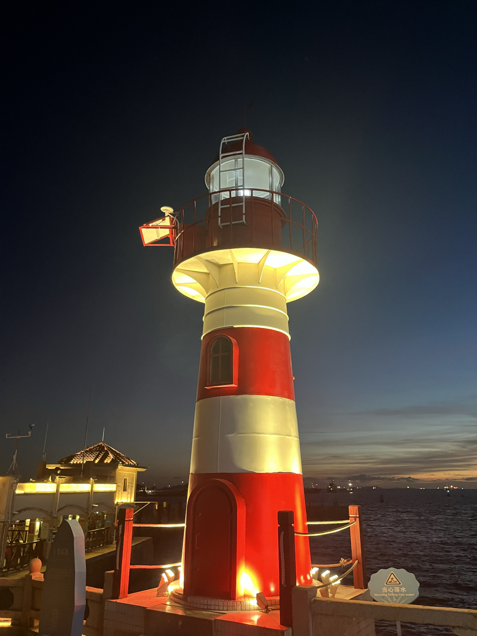 外伶仃岛-灯塔