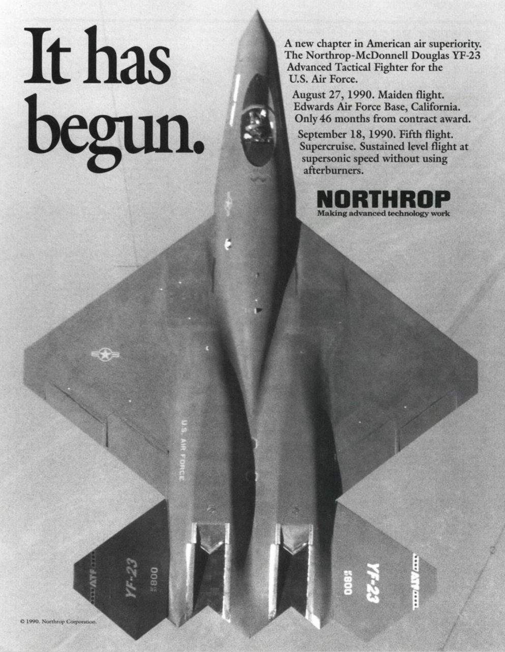 著名诺斯罗普飞机公司的yf-23隐身战机.