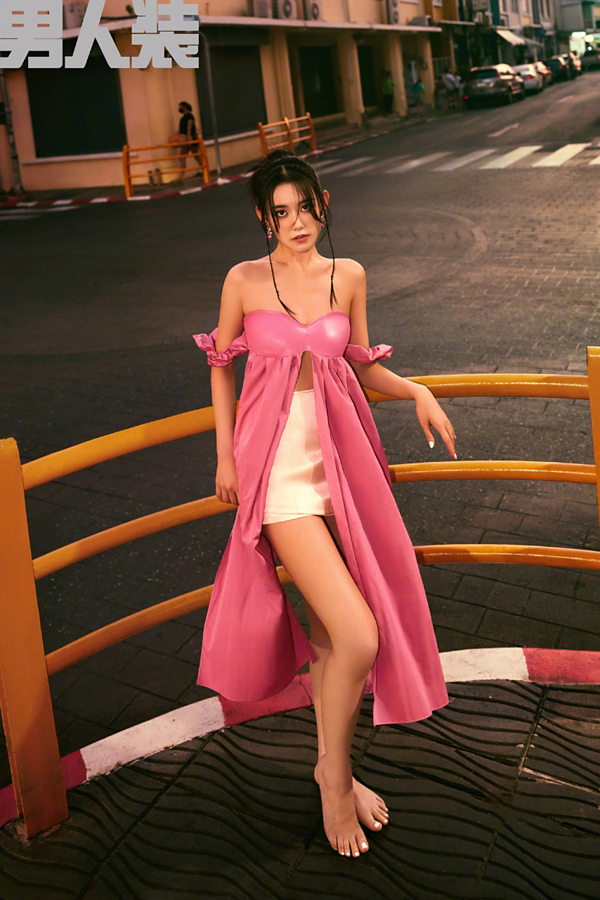 蒋依依没谈过恋爱# 蒋依依海边写真[心]