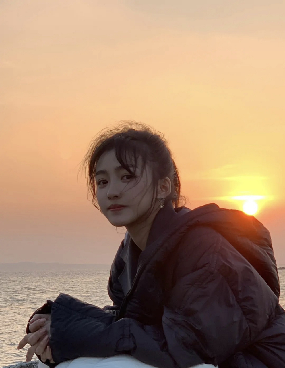 漆昱辰,1997年6月28日出生于四川省成都市,中国内地影视女演员.