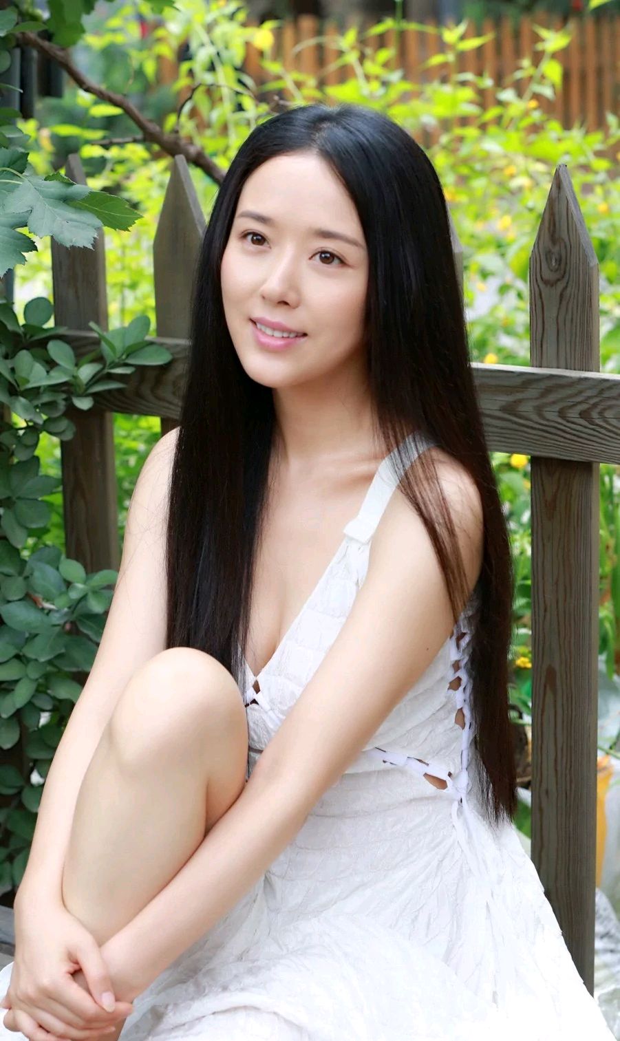 优雅美女#颜丹晨