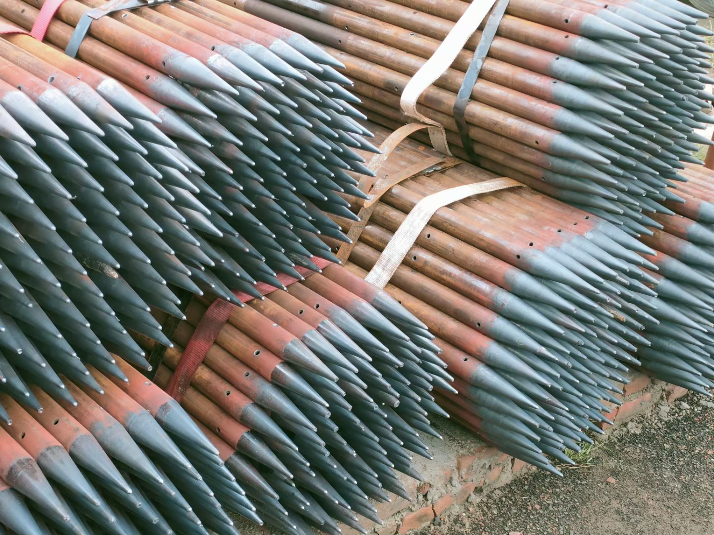 隧道施工注浆花管导向管17632078323