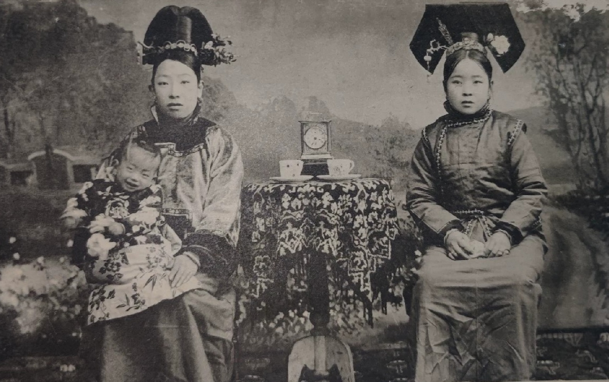 清代～满族贵妇人照片