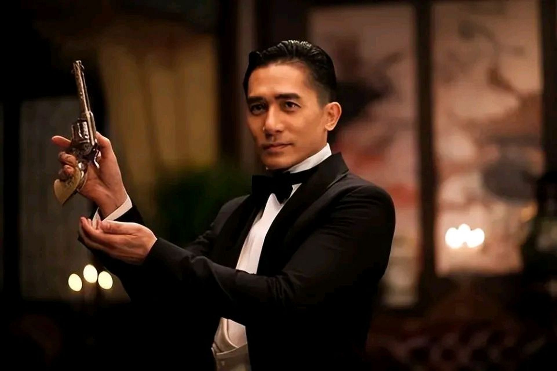 这也是梁朝伟自拿下亚洲电影贡献荣誉奖之后,获得的又一个重磅奖项!