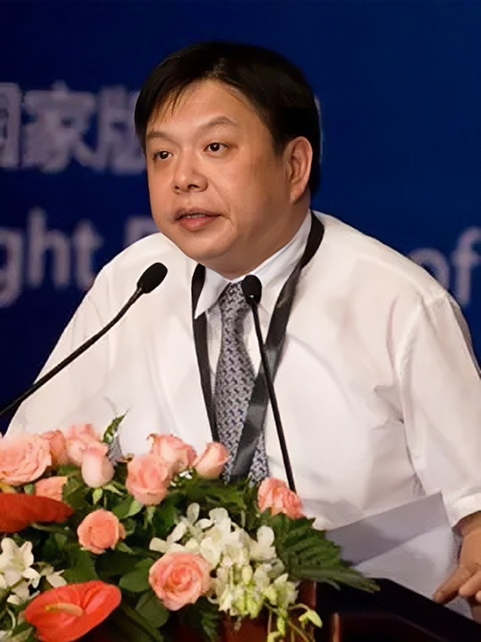 王子杰(oji takeshi),男,生于1963年,祖籍浙江宁波.