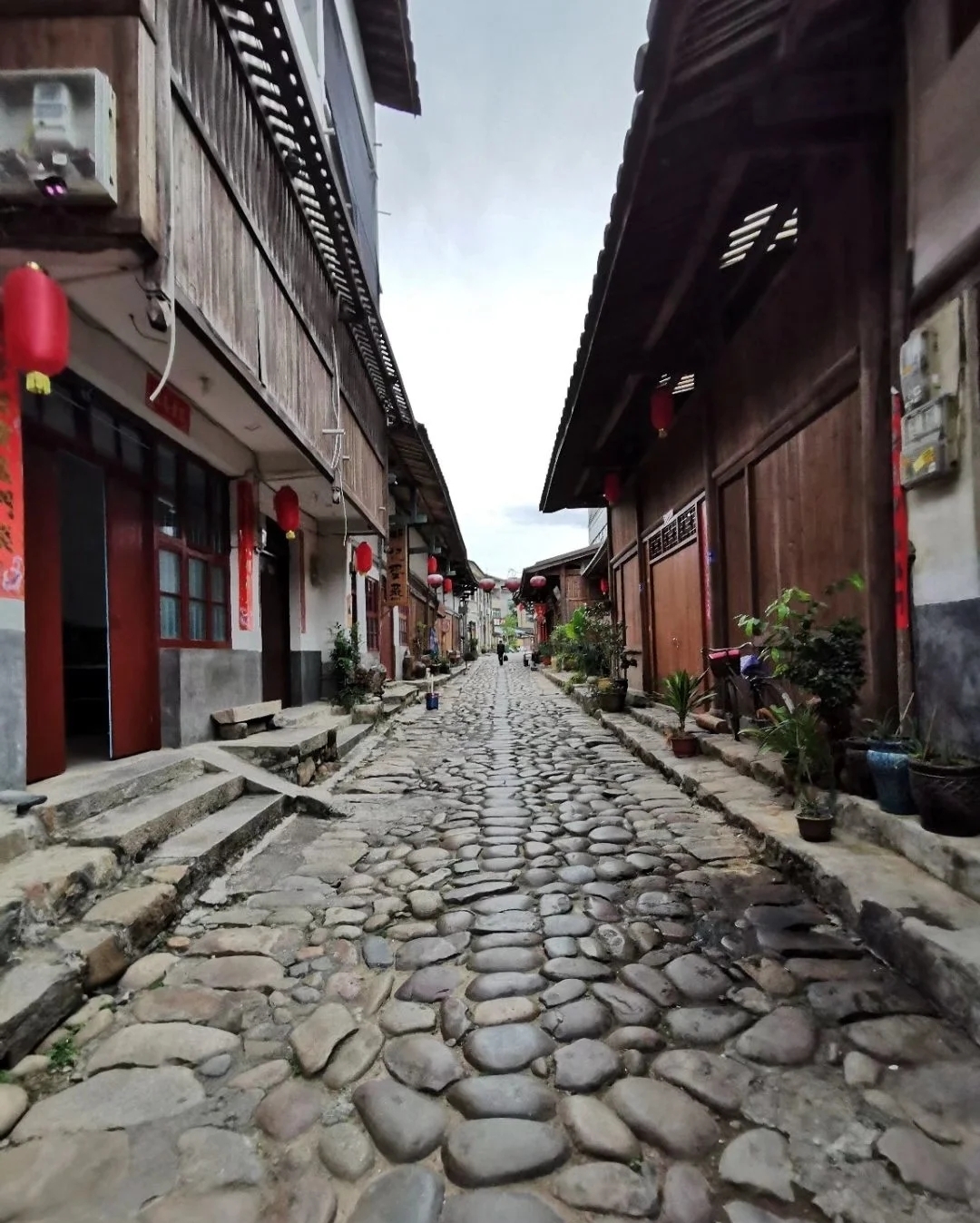 独一无二的鹤形路——嵩口古镇