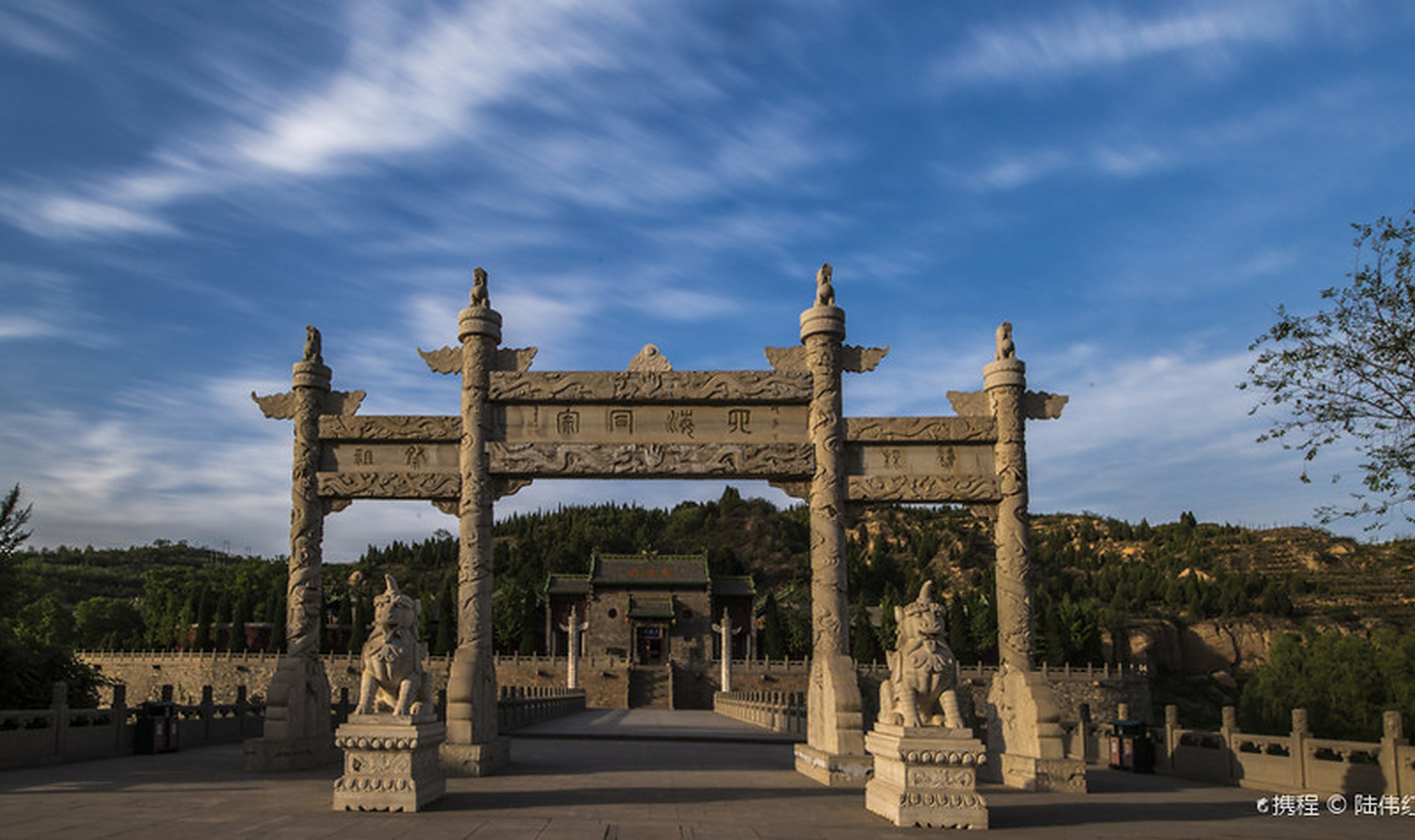 尧陵在临汾市城东北70公里郭村西隅涝河北侧.