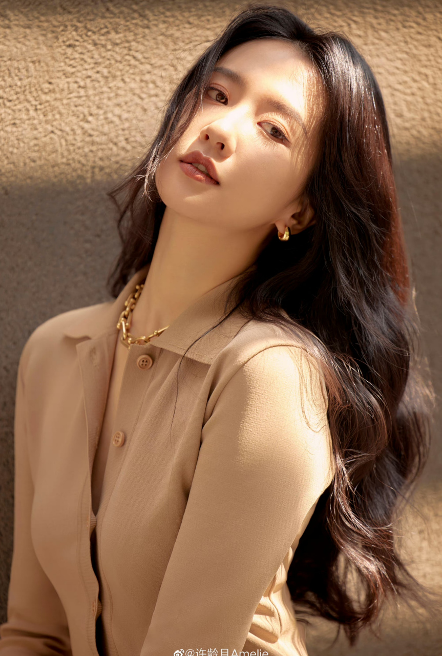 女博头柯梦兰来了!戏里戏外都温柔大气的许龄月!