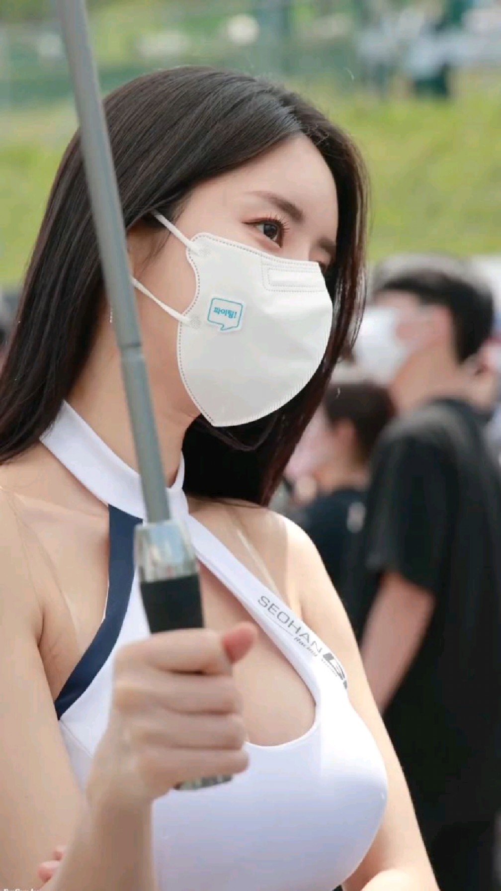 模特林恩惠#戴口罩的女孩