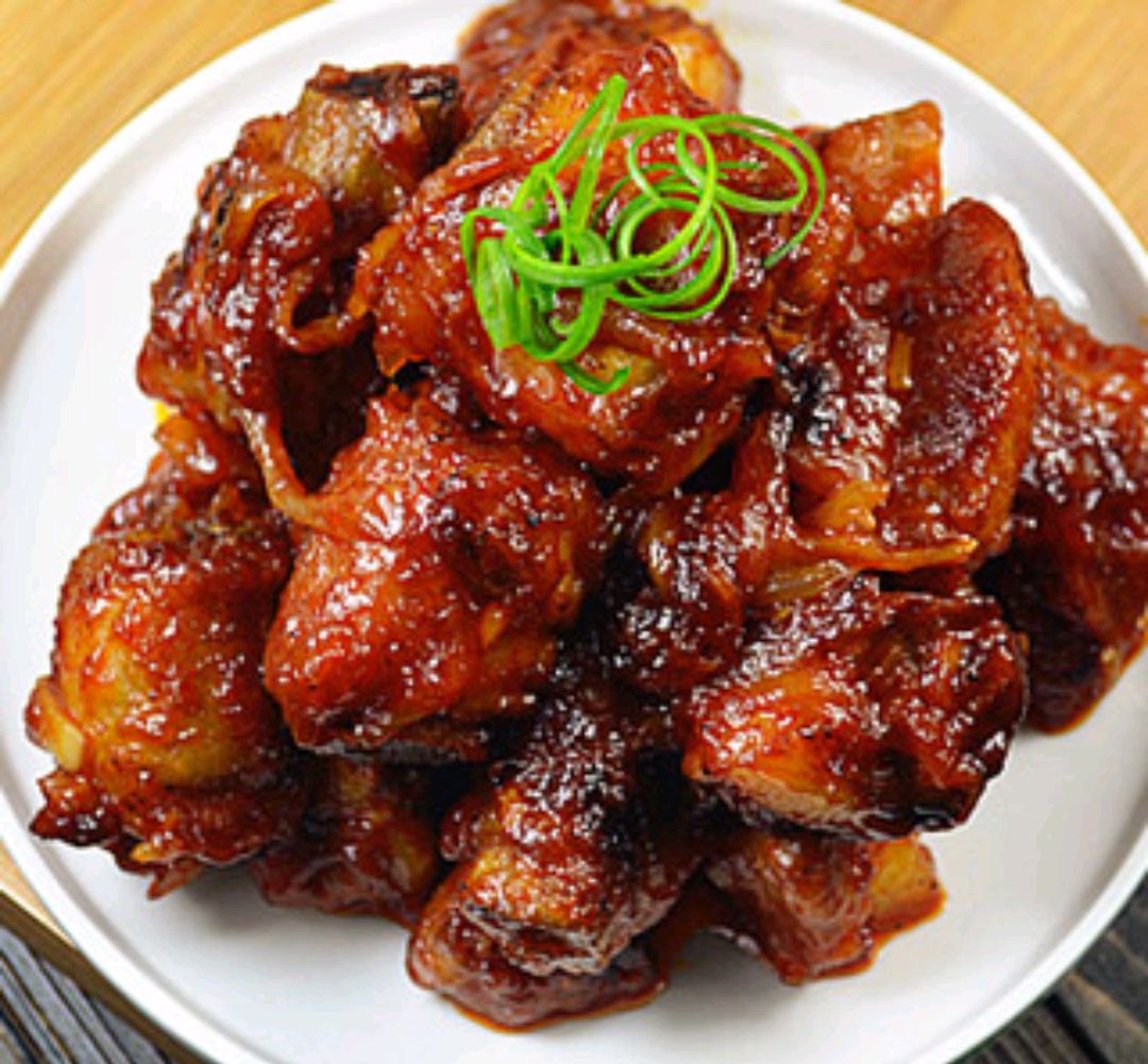 在大酒店 我和老婆每人吃一份干烧排骨的原因找到了