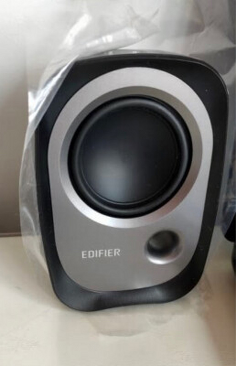 漫步者(edifier)r12u 外观时尚,音质纯正的入门级微型2.