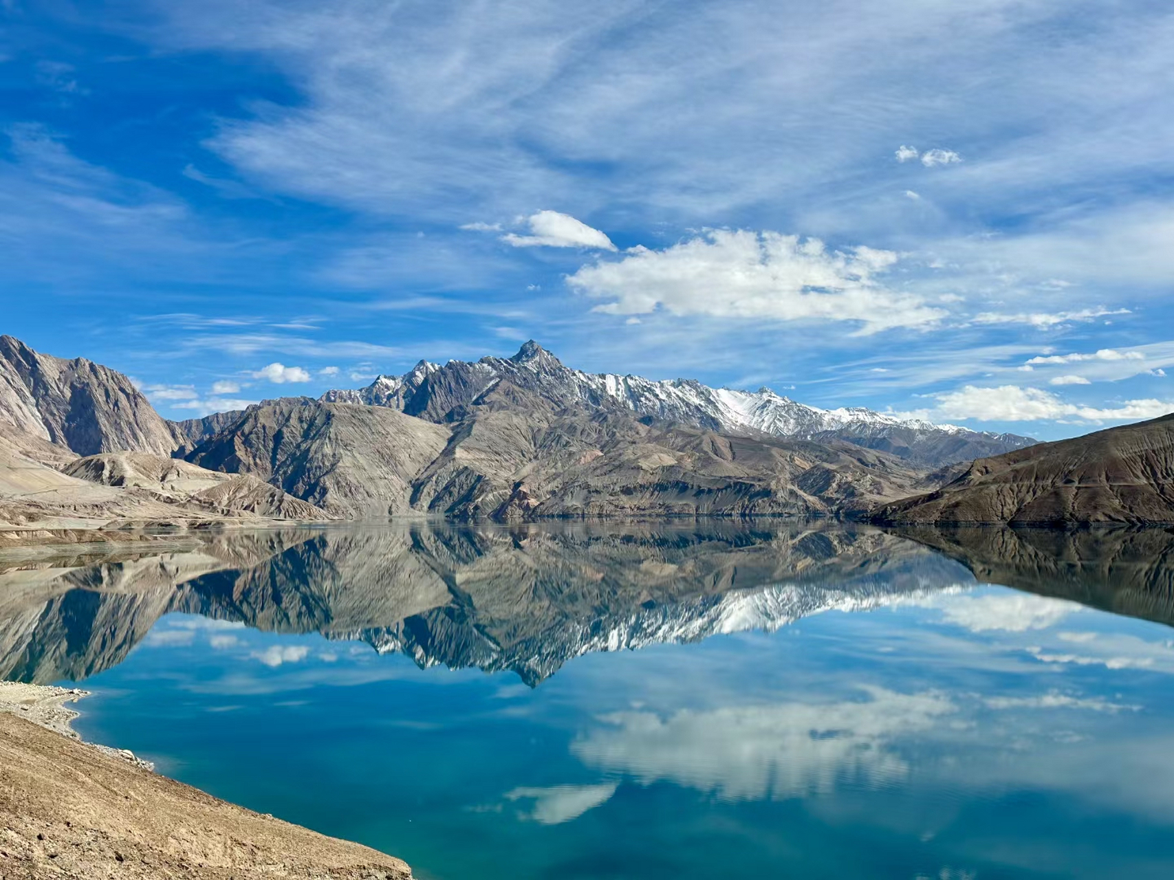 治愈心灵的一抹蓝  ​             静谧圣地   ——    班迪尔蓝湖