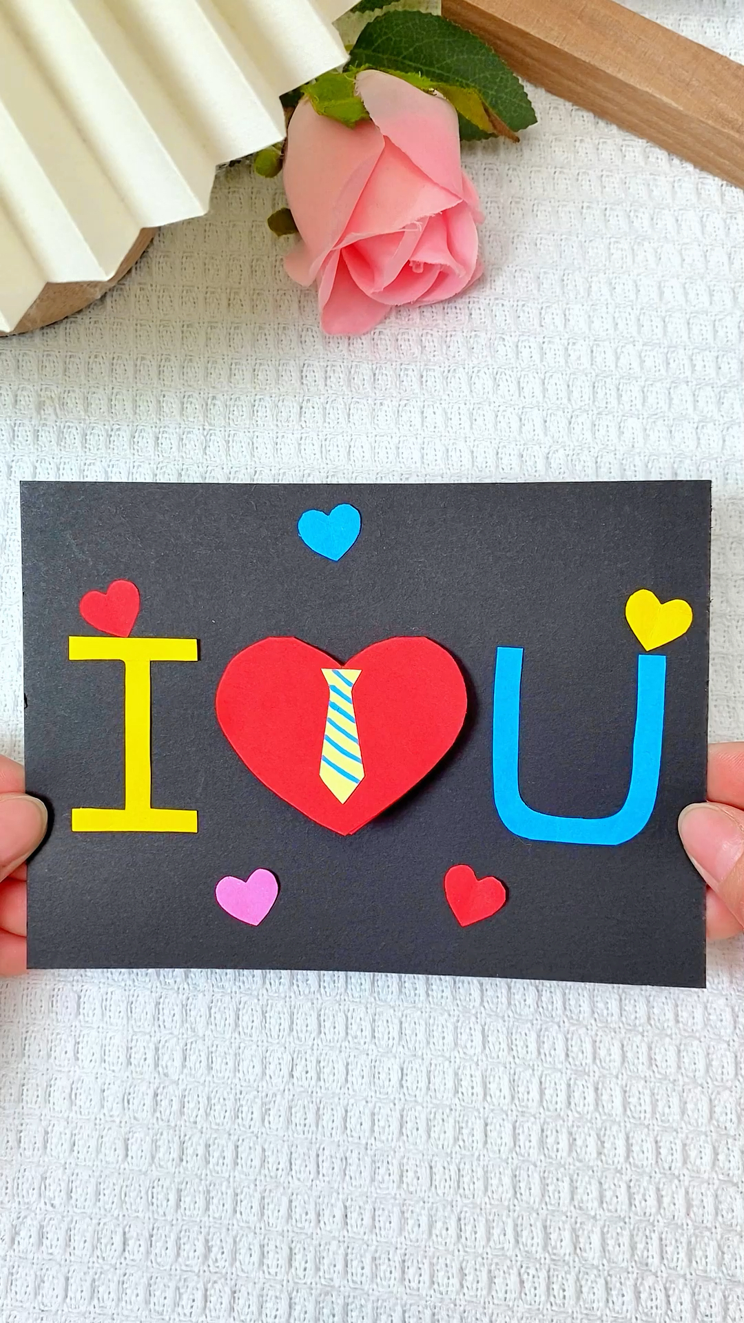 父亲节快来了,适合幼儿园小朋友做的父亲节手工贺卡来了,简单好看