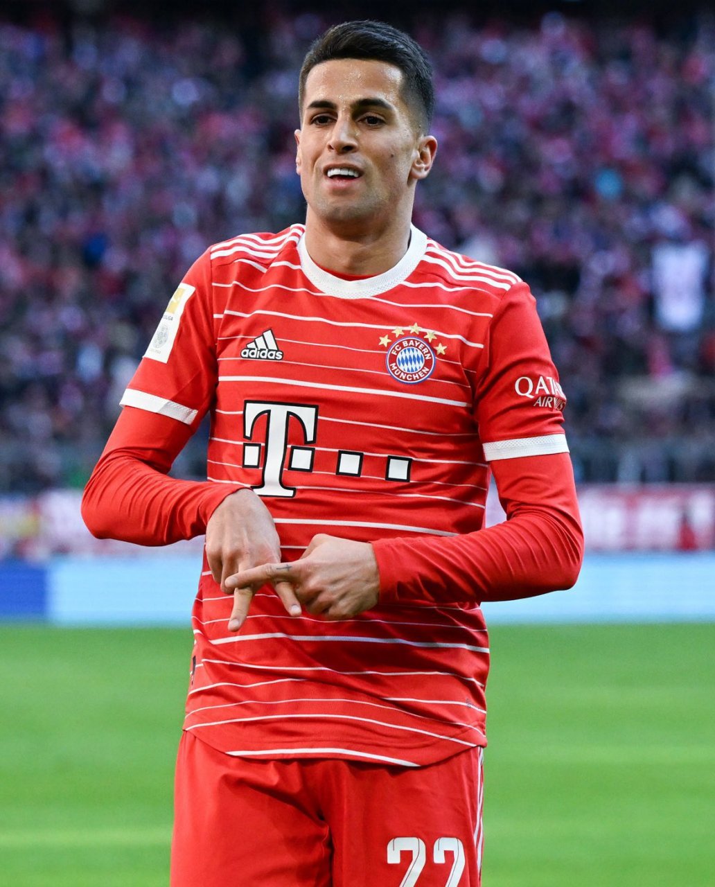 阿森纳将坎塞洛作为未来边后卫的主要后选.