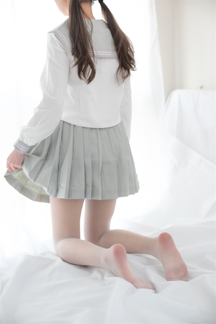 ⭐丝模写真⭐森萝财团-R15系列-046[110P/466MB]