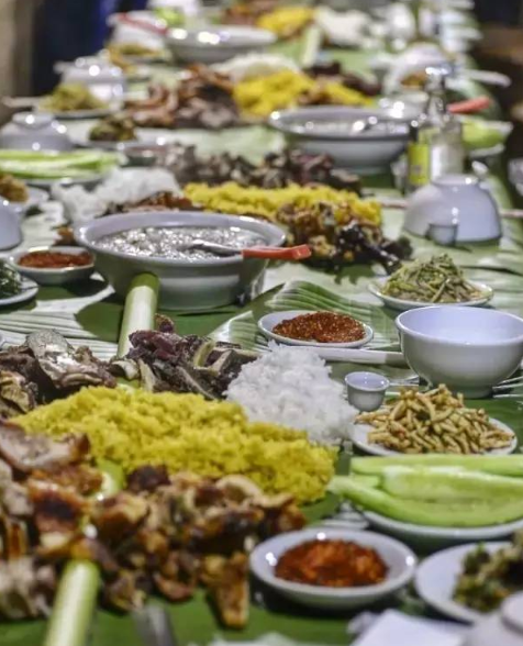 佤王宴中华民族五千年文明史中,饮食文化占据相当高地位