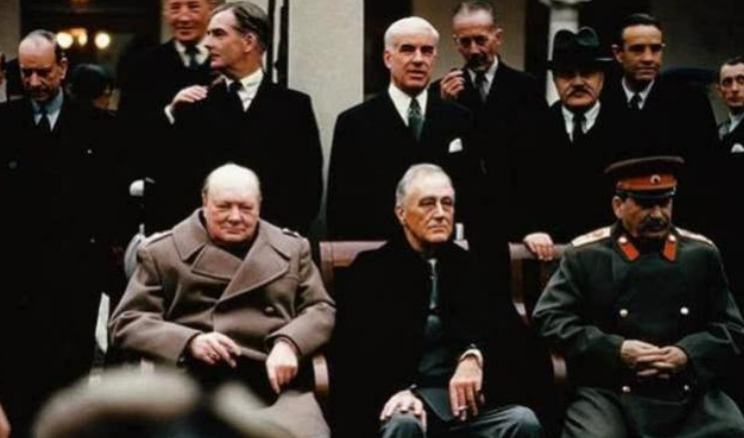 德黑兰会议,三巨头险些被纳粹德国特工一锅端,是谁救下了他们?