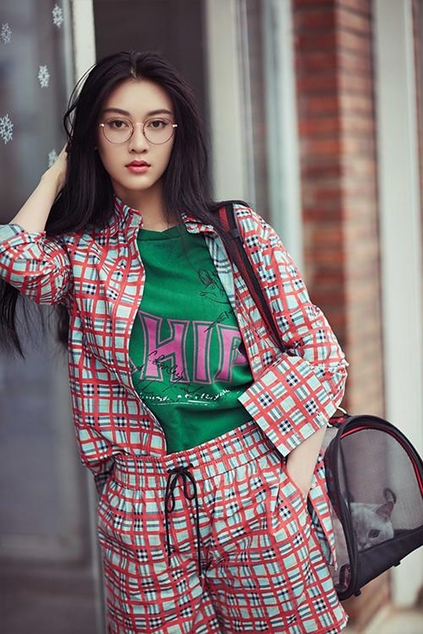 逯恣祯,出生于山东省济南市,中国内地女演员,毕业于上海戏剧学院表演