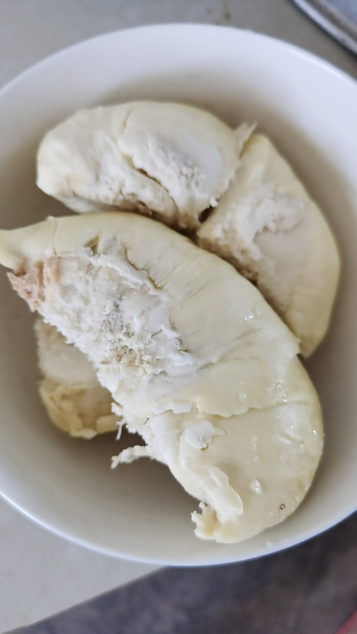 上次过熟 这次是个白肉  我以后还是直接买榴莲肉吧[悲伤]#榴莲