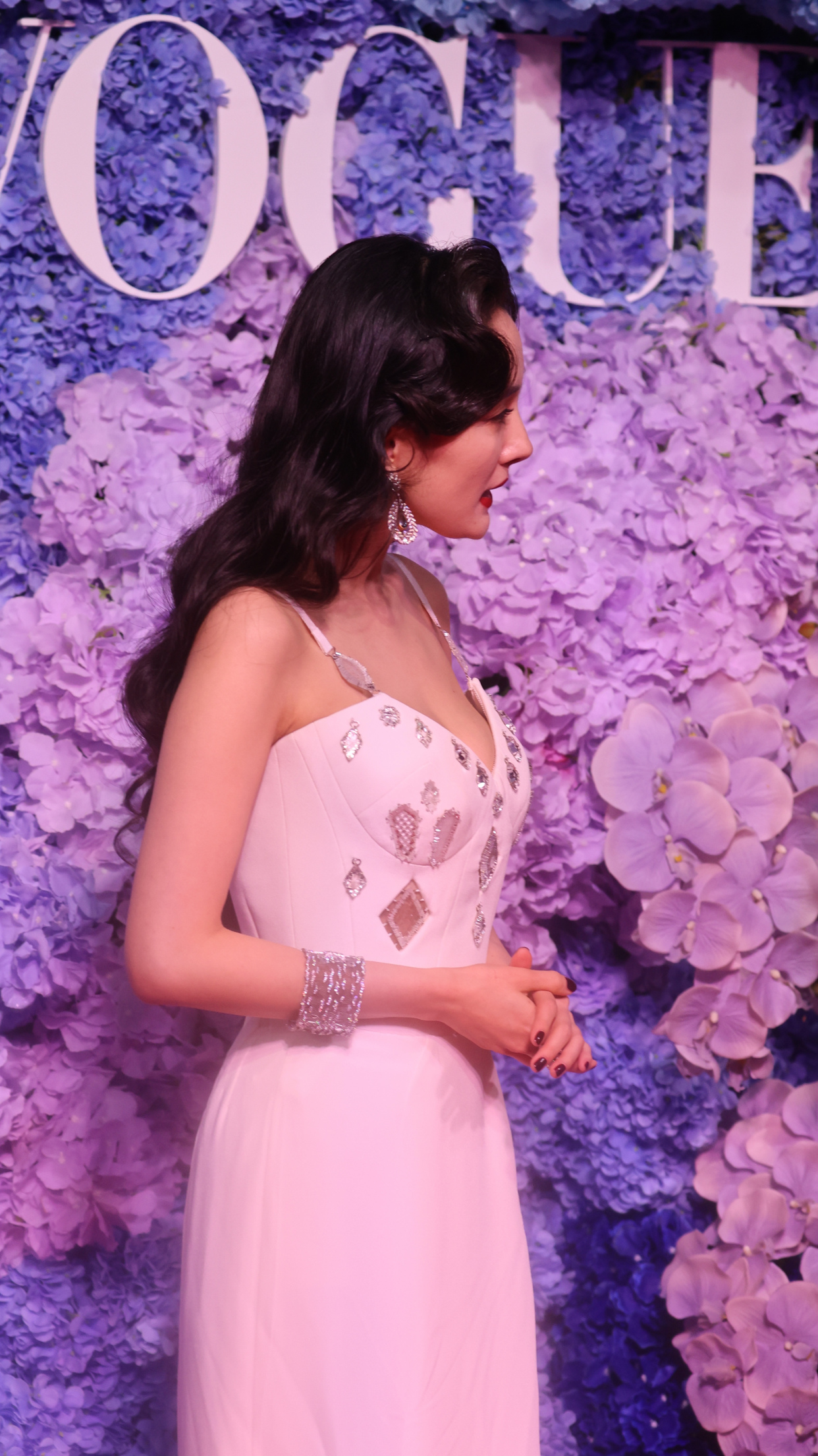 杨幂低胸装活动现场图