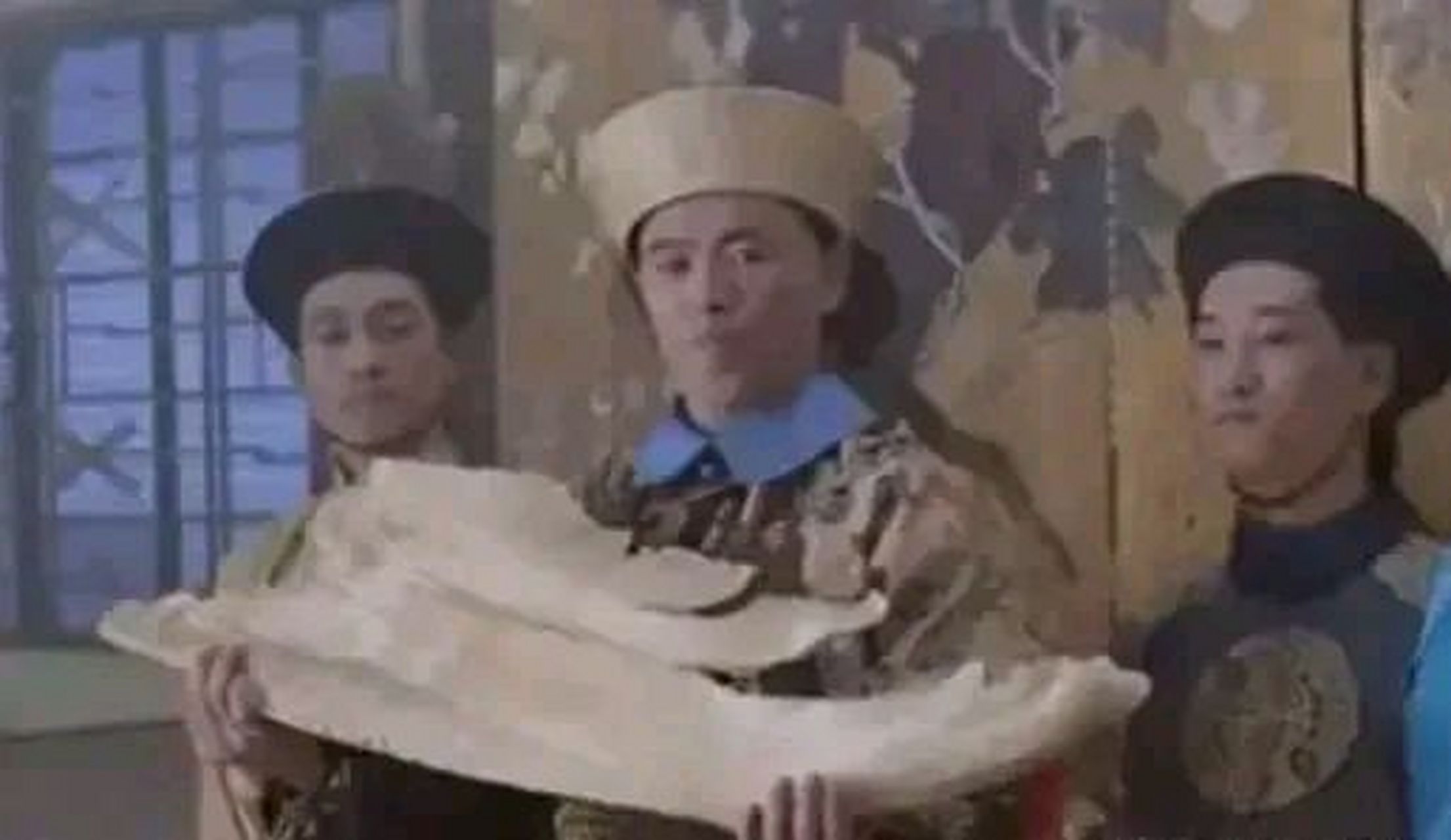 熊欣欣在拍摄《满汉全席》时,不仅没有挣钱,反而还赔了80万.