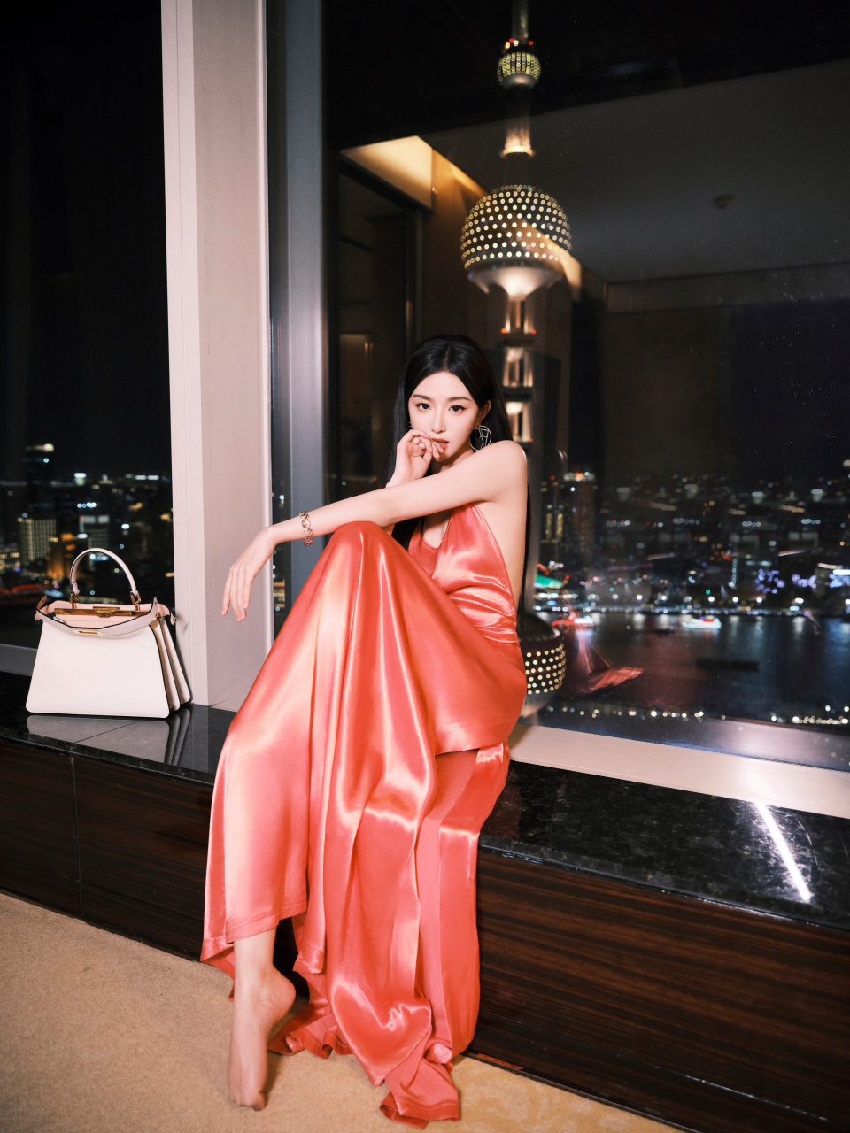 孔雪儿美玉足合集[亲吻]