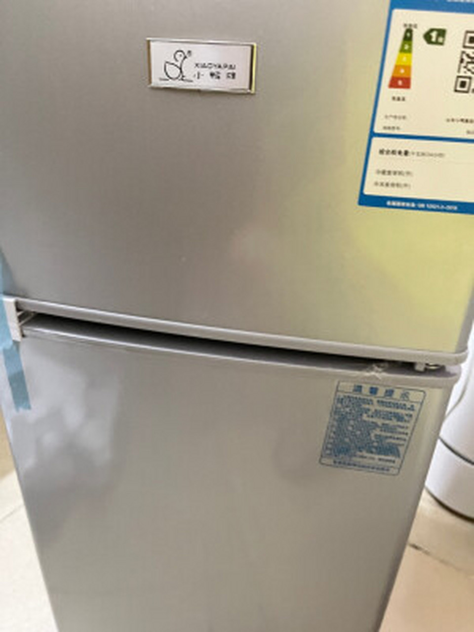 小鸭牌冰箱特点:非常好用,方便快捷,租房必备