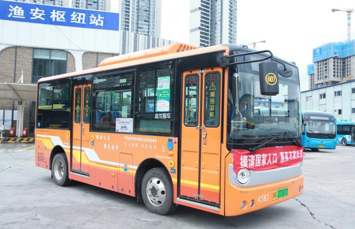 貴陽市今年新購投用純電公交車99輛