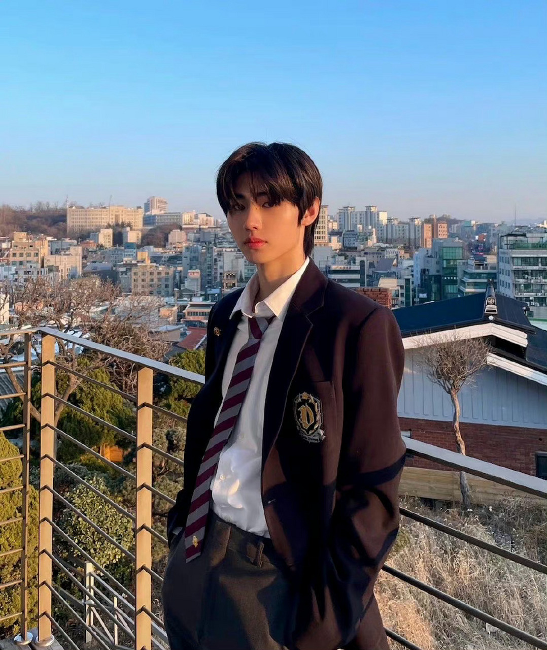 校服帅哥,令人心动!#今日男友