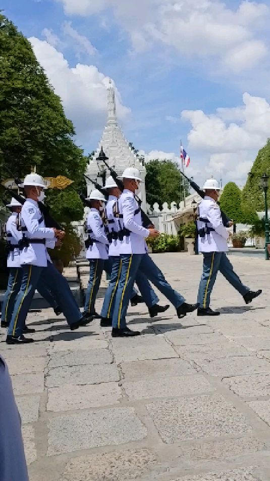 泰国仪仗队你觉得怎么样?你最喜欢那个国家的仪仗队?我喜欢中国红!