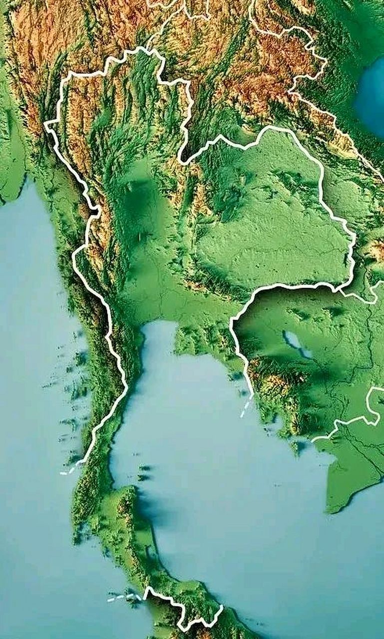 泰国地形示意图  泰国位于中南半岛中部,面积为51.
