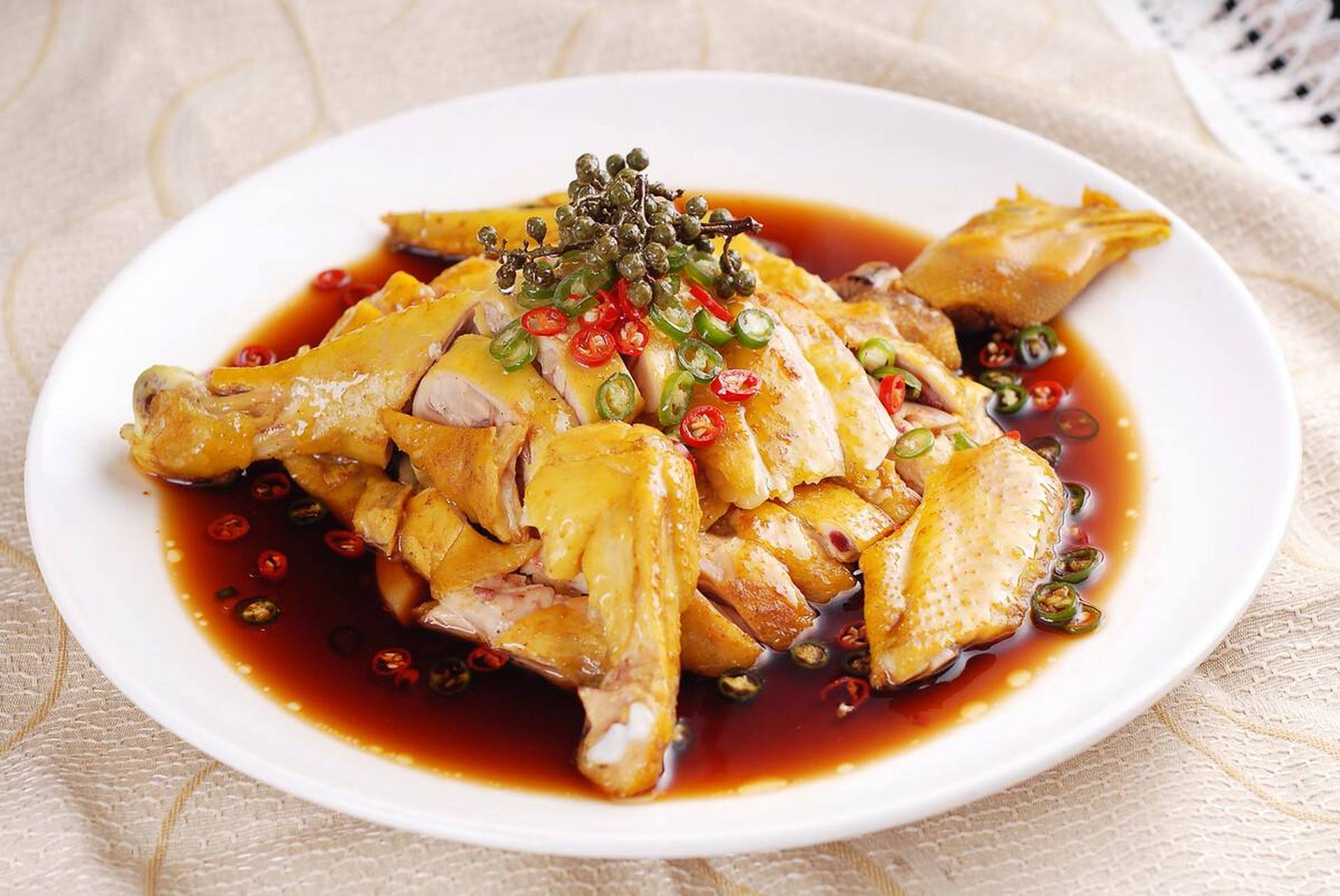 正安椒麻鸡来源地是安场镇,也是正安有名的小吃之一.