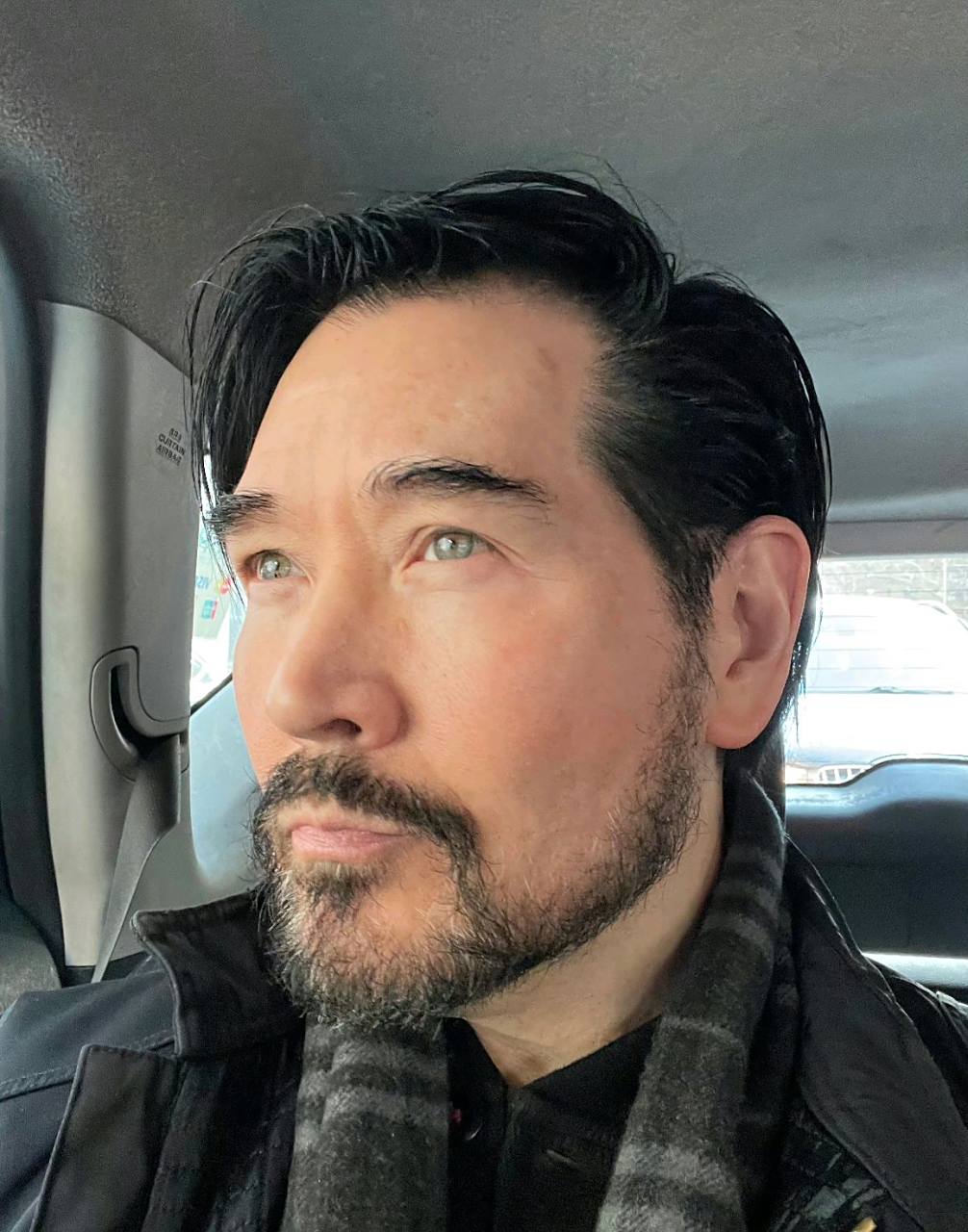 费翔现在的样子,蓝蓝的眼睛,很漂亮!