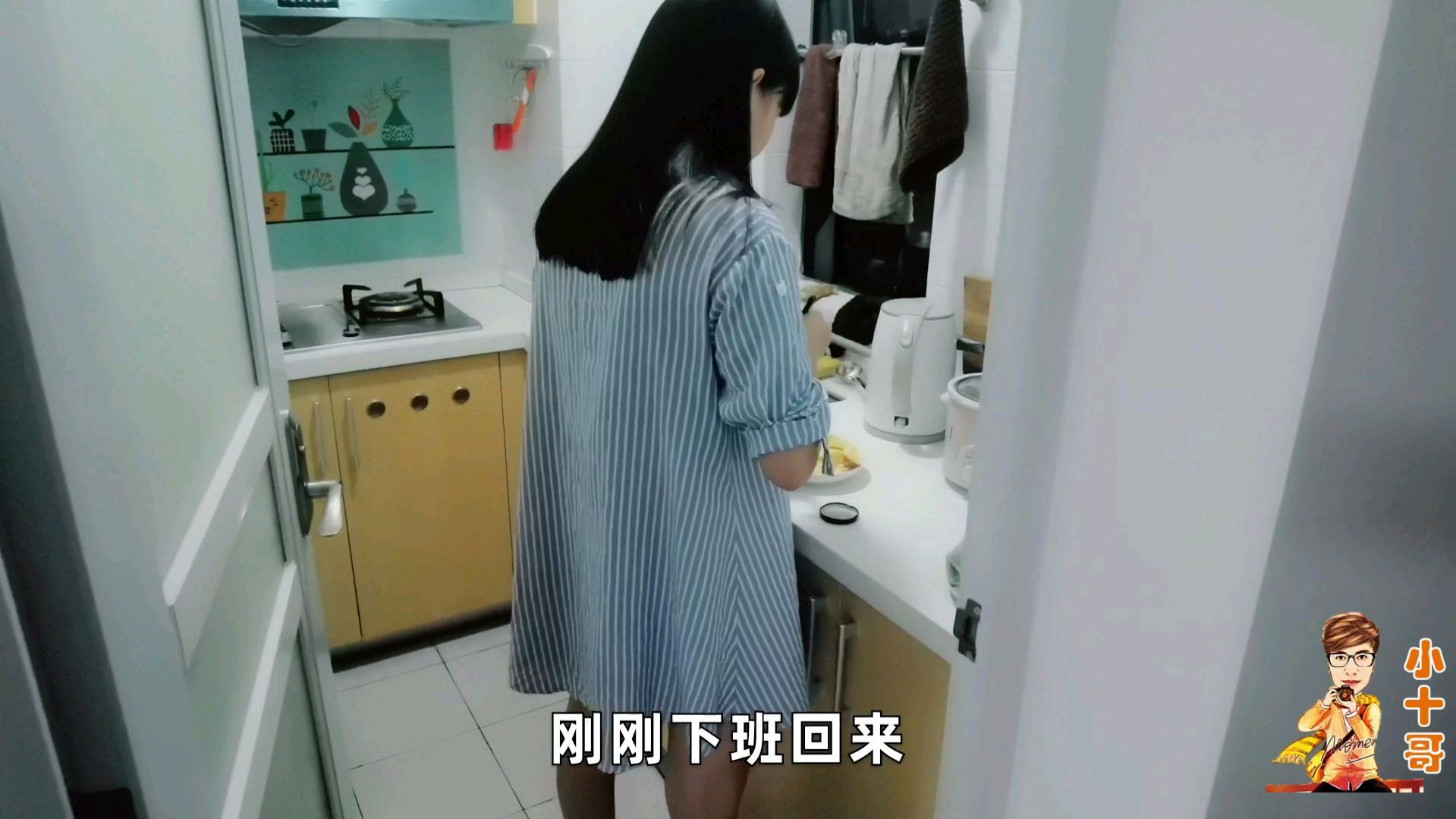 媳妇嫌我胖,下厨水煮青菜当晚餐,说要减肥
