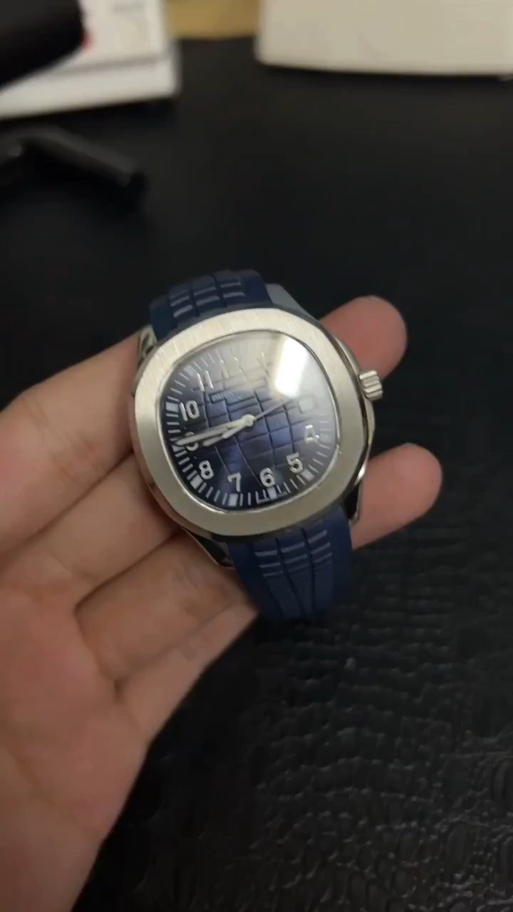 有车一族必戴神器:百达翡丽手雷机械腕表-度小视