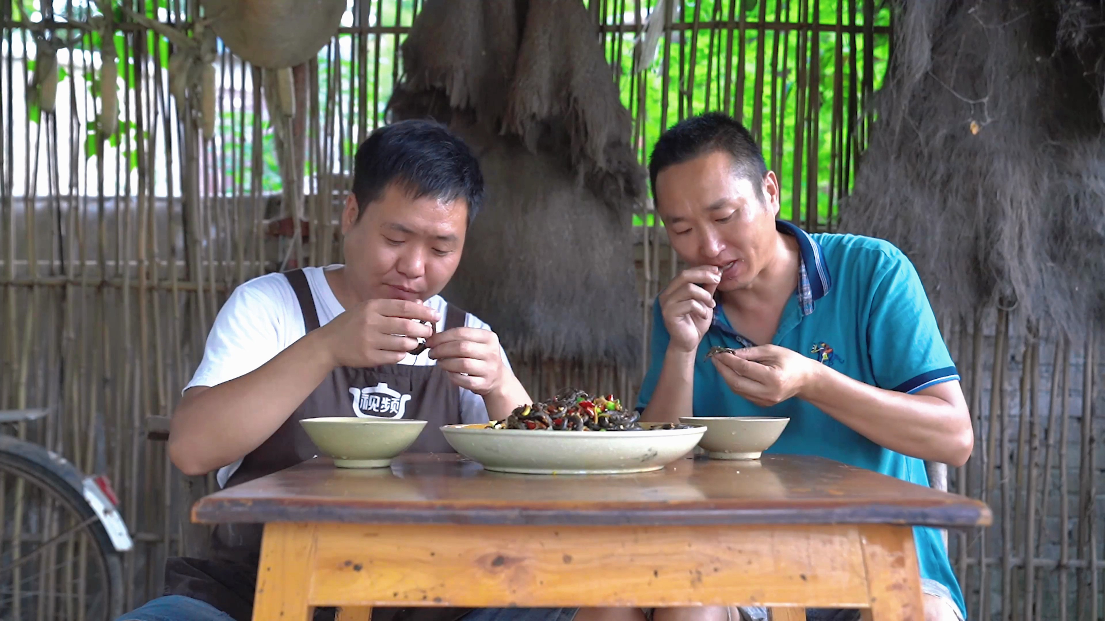 天冷了炖锅带皮羊排,暖身又暖胃,大口啃过瘾!
