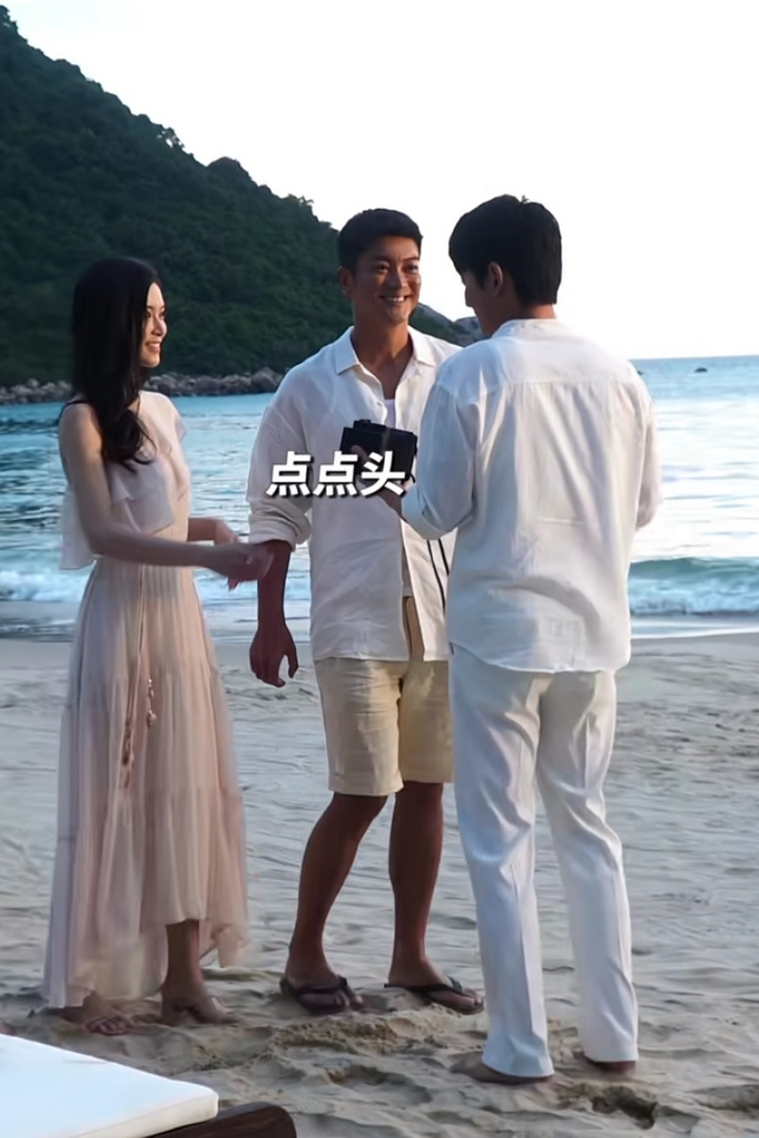 《消失的她》原来彩蛋中假李木子和郑警官是情侣,平行世界每个人都有