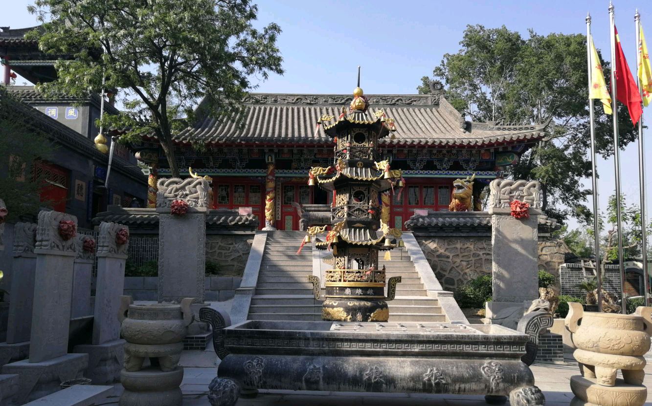 鞍山娘娘庙:明代古庙,千山道教文化的代表,离汤岗子温泉很近