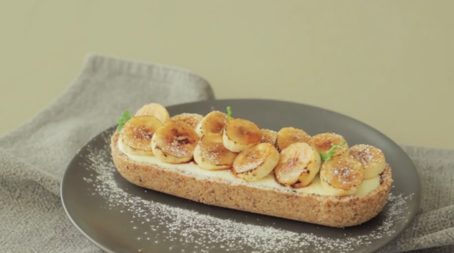 免烤焦糖香蕉挞,细腻顺滑的挞心入口即化,让人唇齿留香