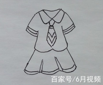 簡筆畫:女學生校服