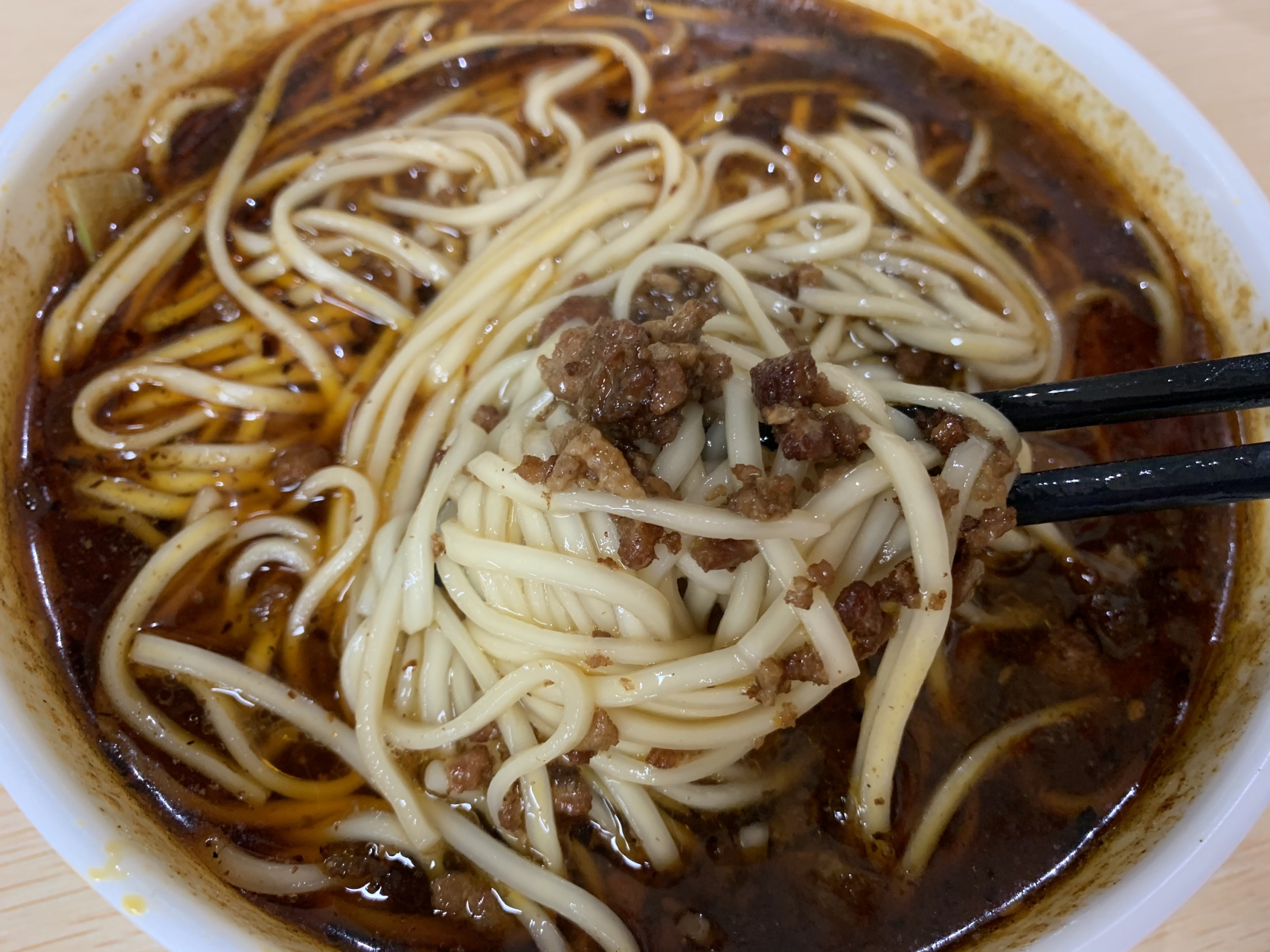 这是"四川特色"的炸酱面,是不是颠覆了北方人的想象?