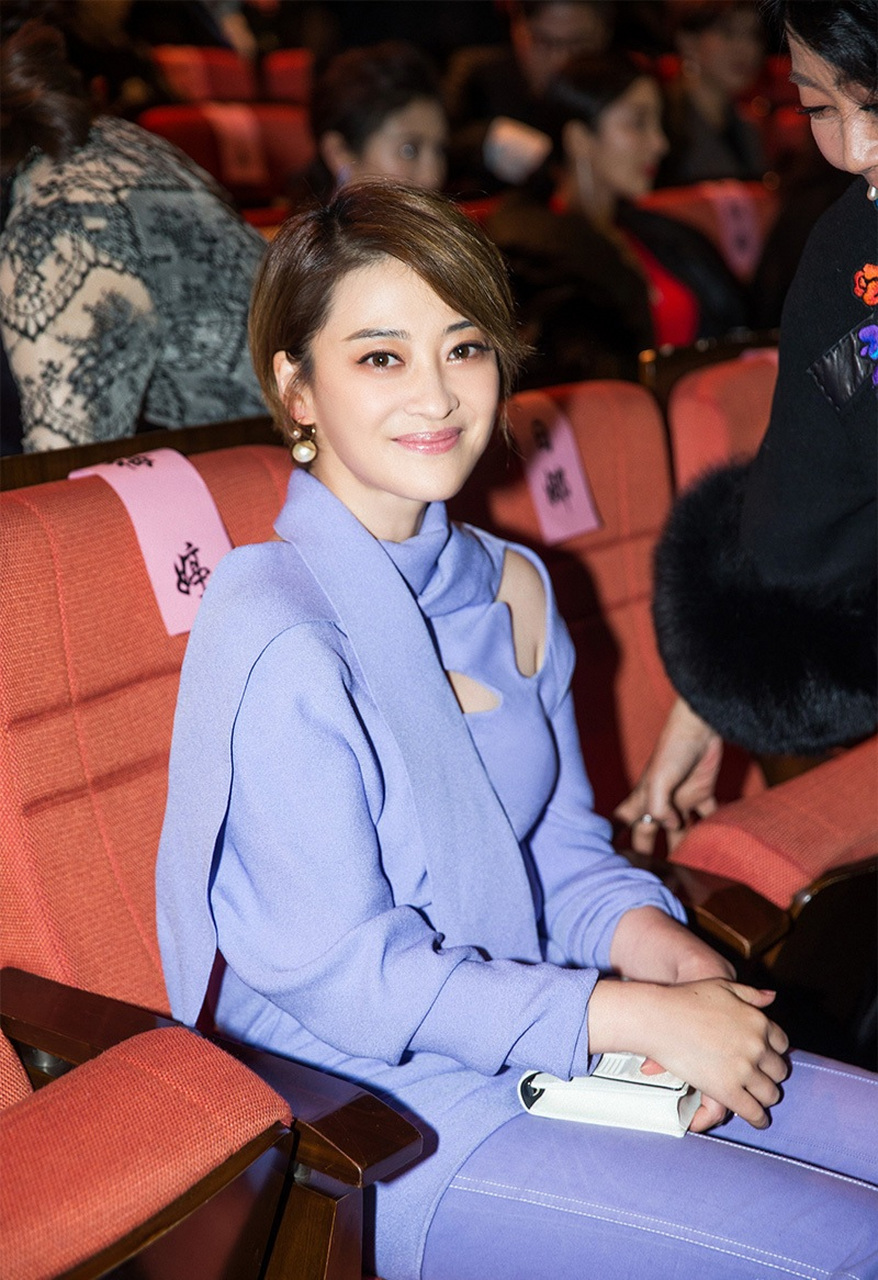 梅婷,1975年4月出生于江苏省南京市秦淮区,身高一米六七.