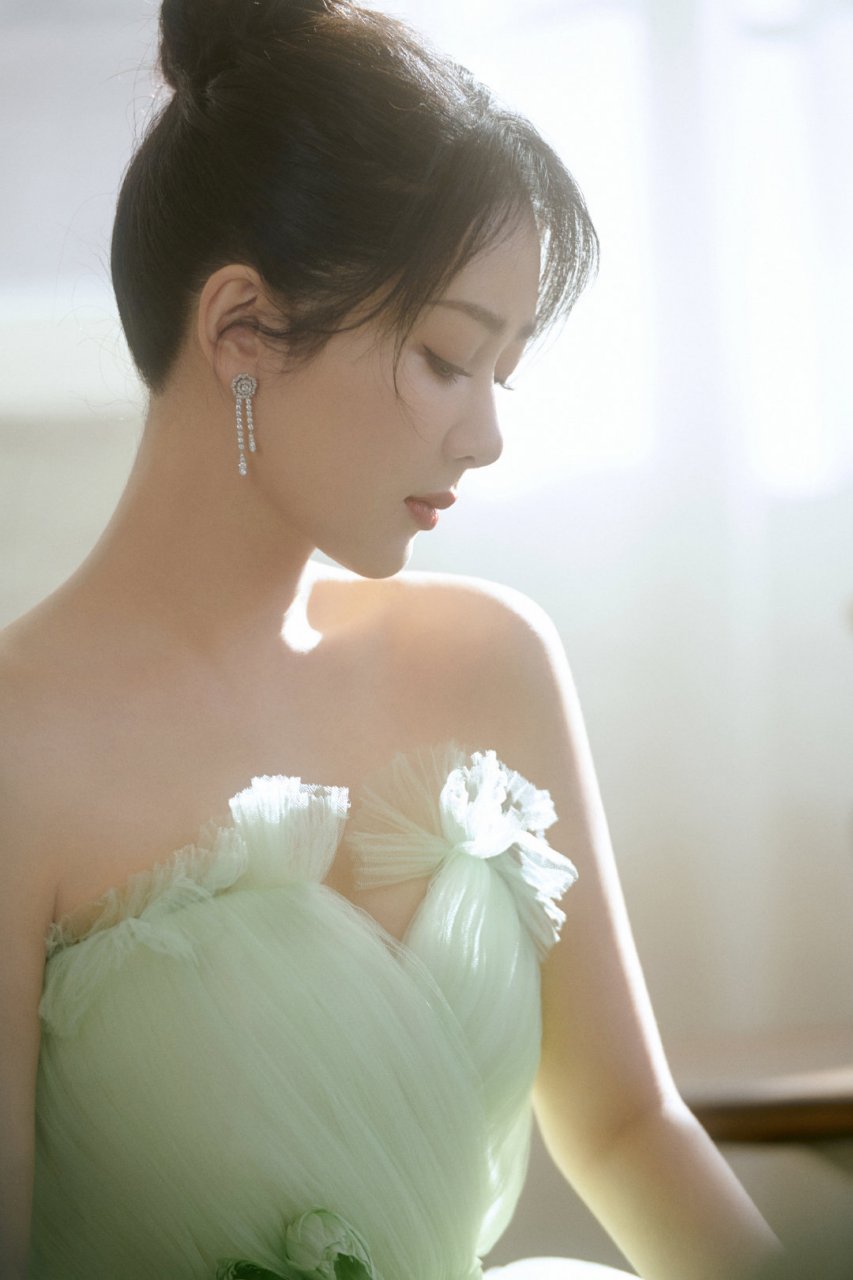 杨紫高清壁纸头像无水印(七)[心]