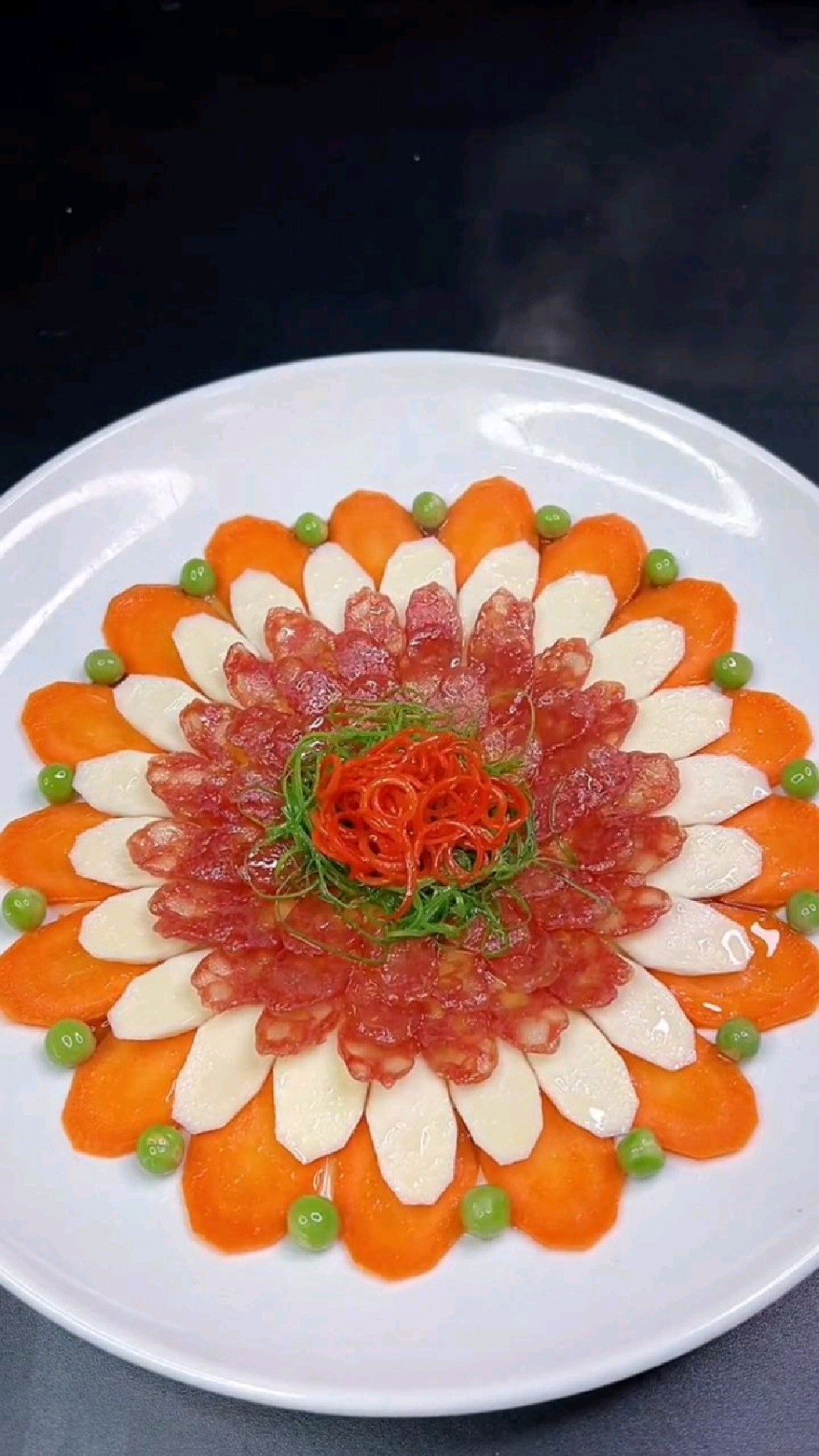 年夜菜富贵花开,好看又好吃-度小视