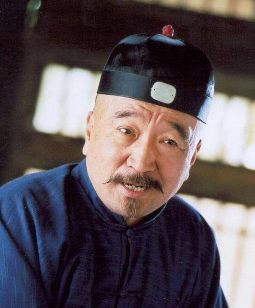 李保田,男,1946年11月28日出生于江苏省徐州市,毕业于中央戏剧学院