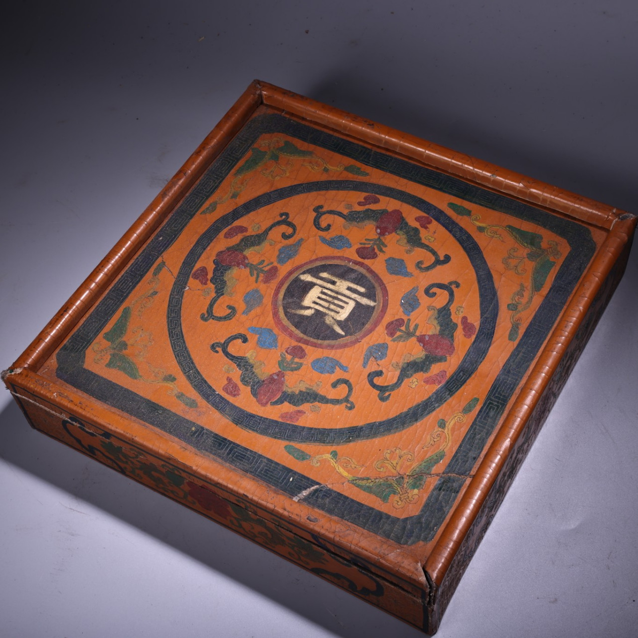 珍品旧藏收老罕见犀牛角雕刻象棋一套 保存完好   雕工精湛  配老漆器