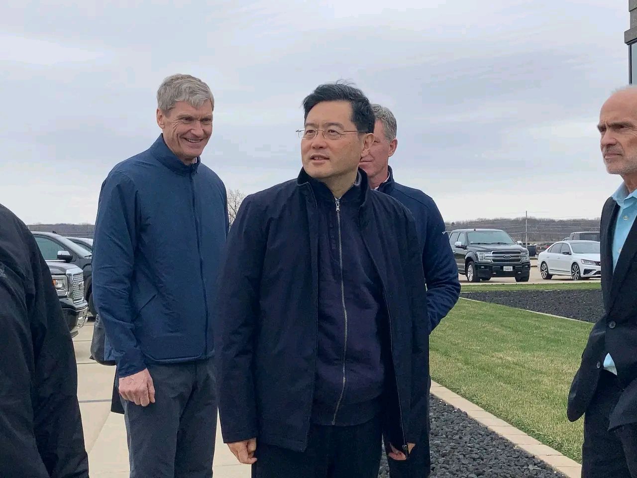 中国驻美大使秦刚走访美国农场